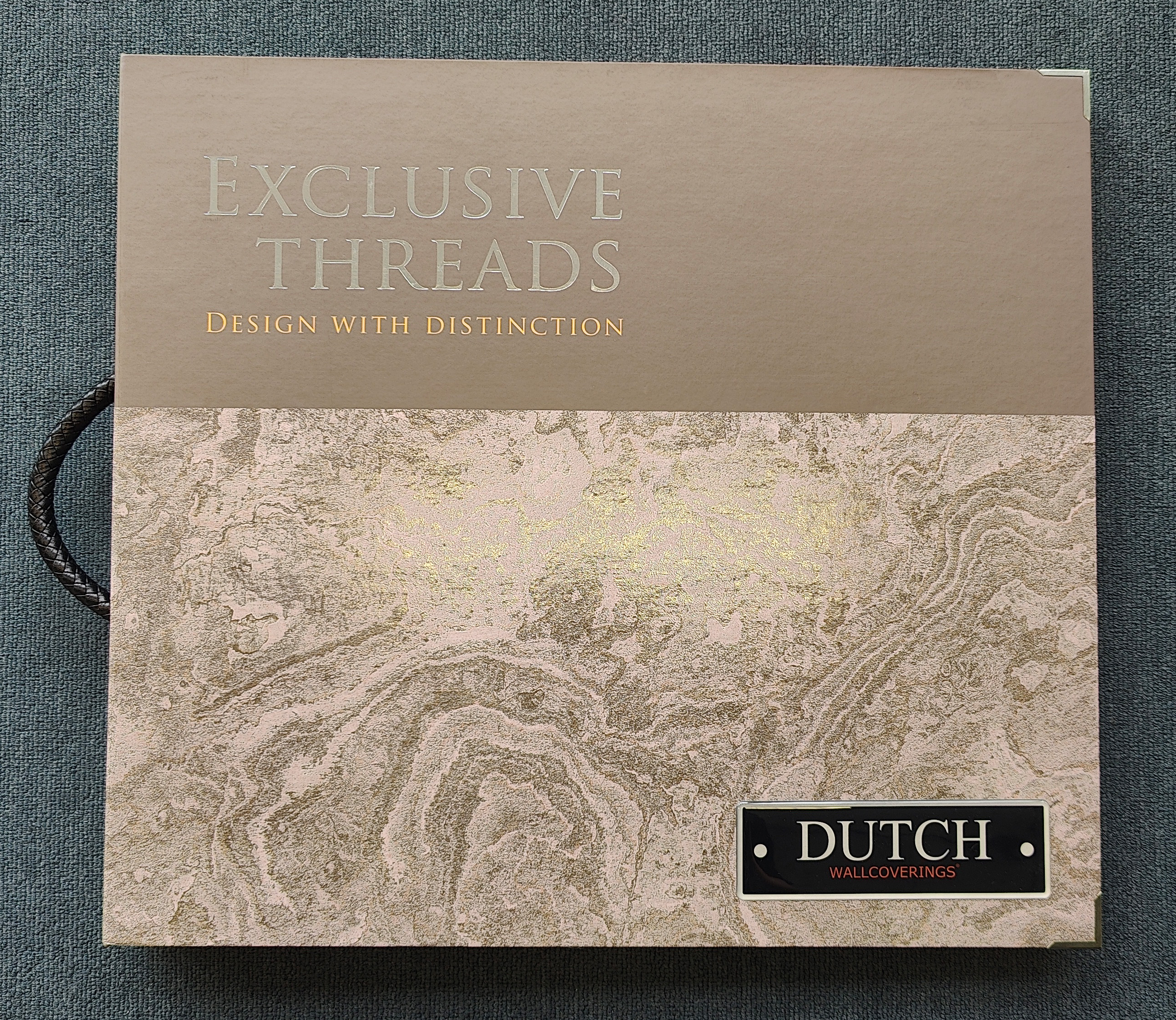 Behang - Exclusive Threads  - Dutch Wallcoverings